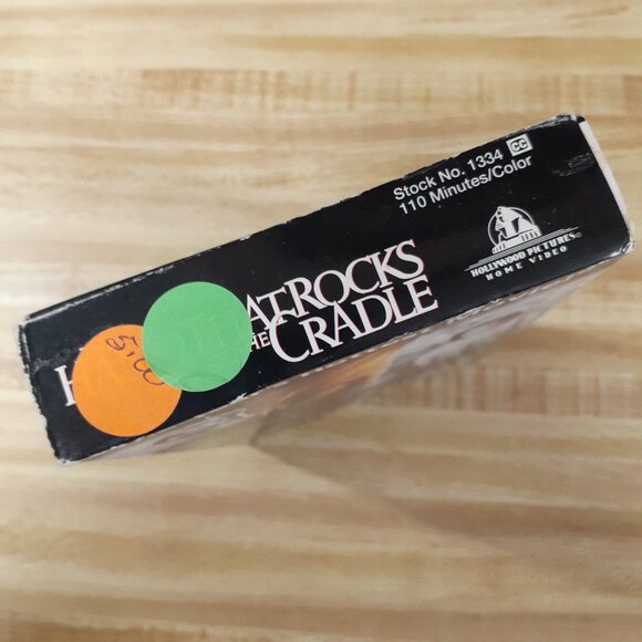 The Hand That Rocks the Cradle (VHS, 1992) Rebecca De Mornay Horror Thriller - Picture 4 of 6